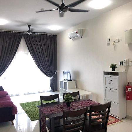 Vistamuslim Homestay Cheras Zewnętrze zdjęcie