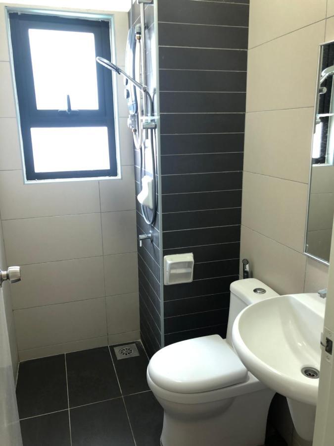 Vistamuslim Homestay Cheras Zewnętrze zdjęcie