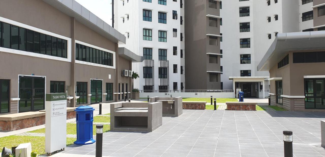 Vistamuslim Homestay Cheras Zewnętrze zdjęcie